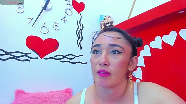 charlotte-11 online show from March 21, 2025, 5:34 pm