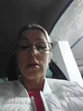 blondyruby online show from March 5, 2026, 9:16 am