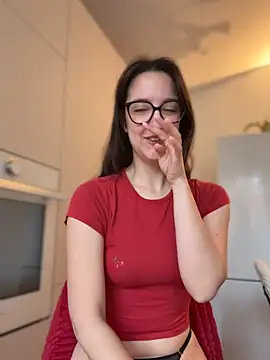 Snapshot of _Juliette chatting on February 9, 2026, 9:13 am Juliette online show from February 9, 2026, 9:13 am