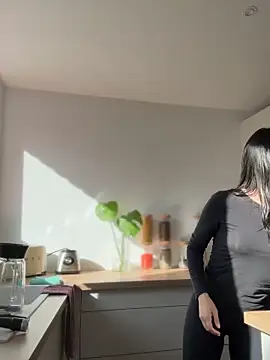 Snapshot of _Juliette chatting on February 27, 2026, 9:42 am Juliette online show from February 27, 2026, 9:42 am