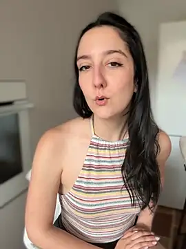 Snapshot of _Juliette chatting on March 28, 2026, 1:00 pm Juliette online show from March 28, 2026, 1:00 pm