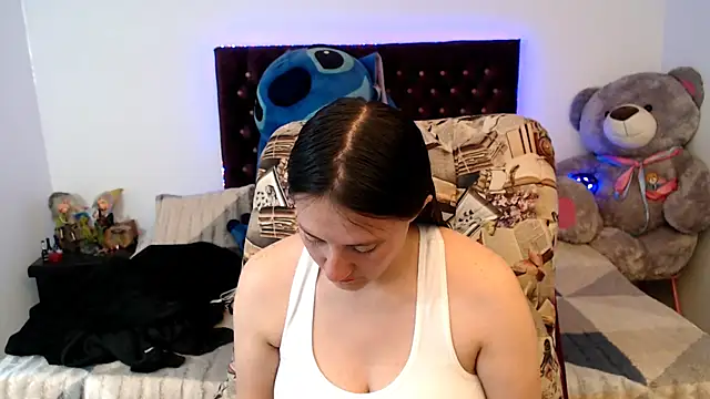 Lorenahot 06 online show from April 2, 2026, 7:11 pm