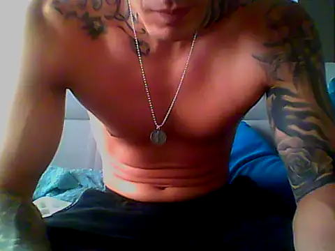 Skater29xx2 online show from February 7, 2025, 2:37 pm