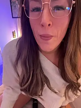 ChristyAdair online show from November 20, 2025, 10:42 pm