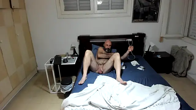 CTPuIITu3 online show from September 17, 2025, 6:09 pm