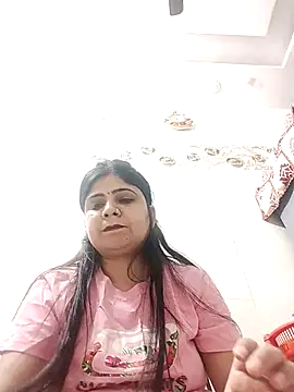 Snapshot of Husnpari20 chatting on February 19, 2025, 6:00 pm Husnpari20 online show from February 19, 2025, 6:00 pm