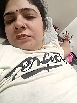 Snapshot of Husnpari20 chatting on October 11, 2025, 5:00 pm Husnpari20 online show from October 11, 2025, 5:00 pm