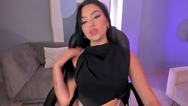 Snapshot of sarawinstone chatting on January 2, 2025, 10:44 pm sarawinstone online show from January 2, 2025, 10:44 pm