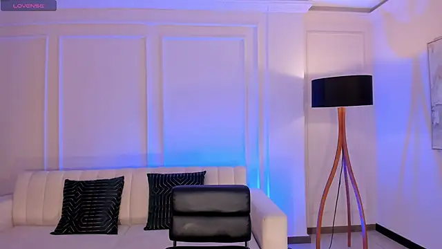 Snapshot of sarawinstone chatting on March 20, 2025, 2:08 am sarawinstone online show from March 20, 2025, 2:08 am