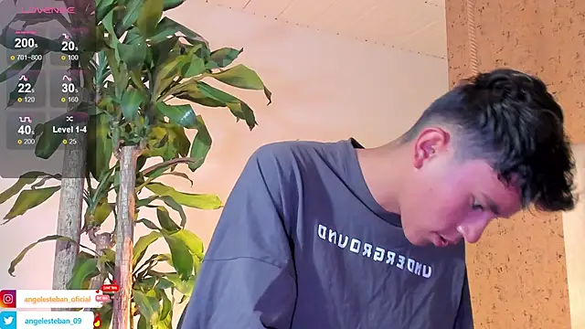 Angel esteban fx online show from February 6, 2025, 7:35 am