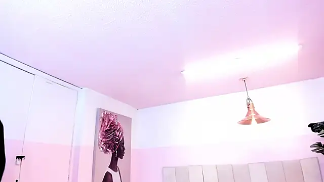 Snapshot of Red_lady chatting on January 14, 2025, 6:45 am Red lady online show from January 14, 2025, 6:45 am