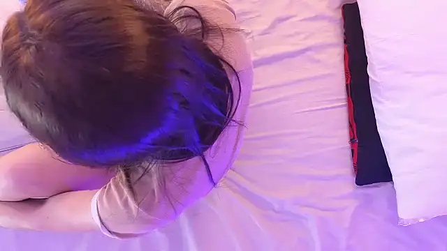 hannacruzsj online show from September 21, 2025, 6:20 pm