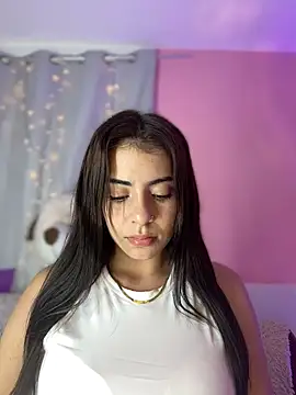 hannacruzsj online show from December 19, 2025, 7:32 pm