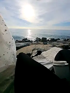 Snapshot of SexyErola27 chatting on February 14, 2025, 8:42 am SexyErola27 online show from February 14, 2025, 8:42 am