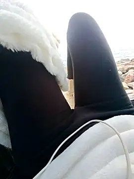 Snapshot of SexyErola27 chatting on February 18, 2025, 11:55 am SexyErola27 online show from February 18, 2025, 11:55 am