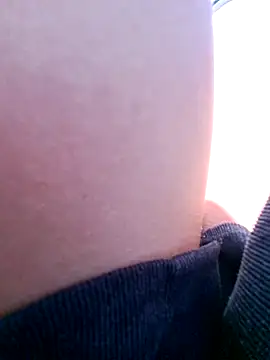 Snapshot of SexyErola27 chatting on March 4, 2025, 1:28 pm SexyErola27 online show from March 4, 2025, 1:28 pm