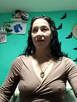 Snapshot of emilypoppy3 chatting on February 14, 2025, 7:54 pm emilypoppy3 online show from February 14, 2025, 7:54 pm