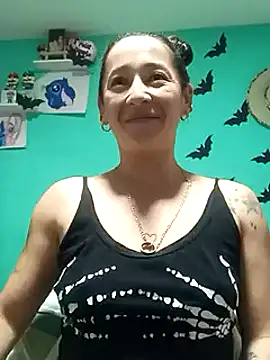 Snapshot of emilypoppy3 chatting on February 18, 2025, 12:39 pm emilypoppy3 online show from February 18, 2025, 12:39 pm