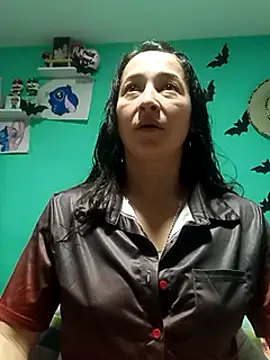 Snapshot of emilypoppy3 chatting on February 19, 2025, 1:28 pm emilypoppy3 online show from February 19, 2025, 1:28 pm