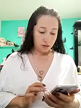 Snapshot of emilypoppy3 chatting on March 11, 2025, 11:33 am emilypoppy3 online show from March 11, 2025, 11:33 am