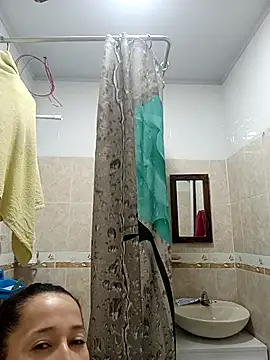 Snapshot of emilypoppy3 chatting on November 26, 2025, 2:01 am emilypoppy3 online show from November 26, 2025, 2:01 am