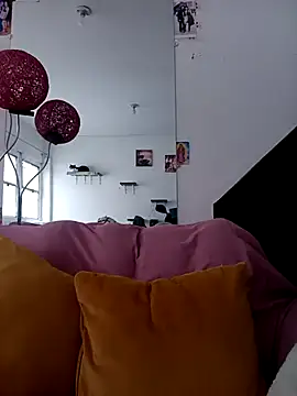 Snapshot of emilypoppy3 chatting on November 26, 2025, 2:07 pm emilypoppy3 online show from November 26, 2025, 2:07 pm