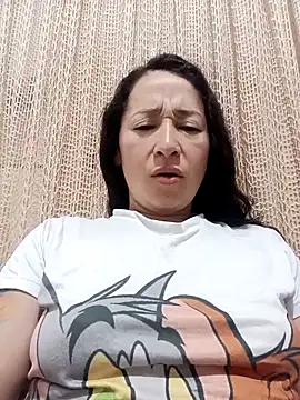 Snapshot of emilypoppy3 chatting on December 19, 2025, 8:38 pm emilypoppy3 online show from December 19, 2025, 8:38 pm