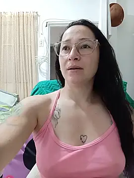 emilypoppy3 online show from May 29, 2026, 7:12 pm