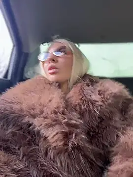 NewLale online show from April 12, 2026, 3:11 am