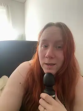 Snapshot of MaraNightmare chatting on February 16, 2025, 1:05 pm MaraNightmare online show from February 16, 2025, 1:05 pm