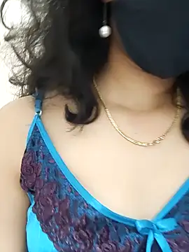 Snapshot of Angleannie chatting on October 10, 2025, 5:45 pm Angleannie online show from October 10, 2025, 5:45 pm