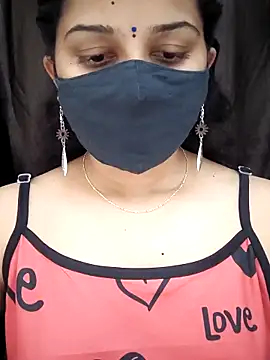 Angleannie online show from November 18, 2025, 3:16 pm