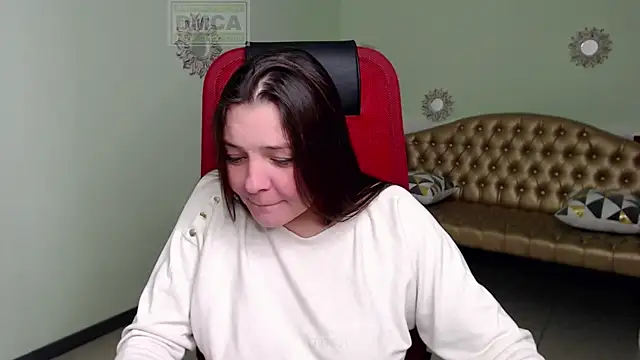 Lily flower7 online show from March 10, 2025, 9:53 am