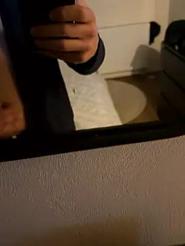 Guitccch online show from January 13, 2026, 4:18 am