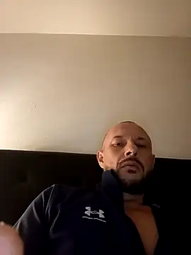 Guitccch online show from March 31, 2026, 5:30 am