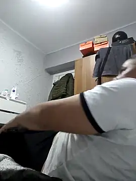 antonioM84 online show from March 19, 2025, 12:15 am