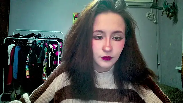 JoannaTompson online show from October 4, 2025, 10:52 pm