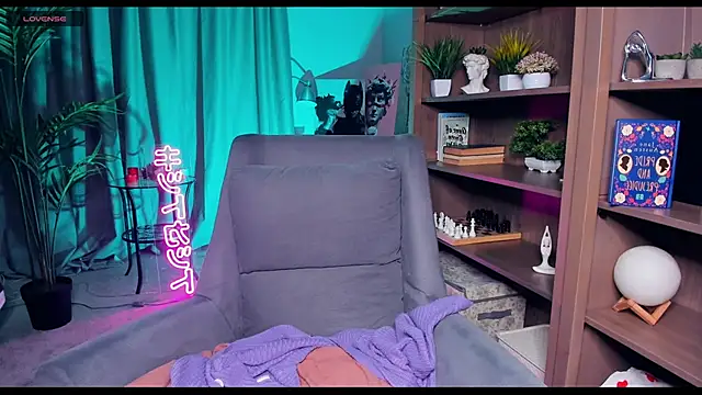 MelissaTetris online show from December 7, 2024, 12:35 pm