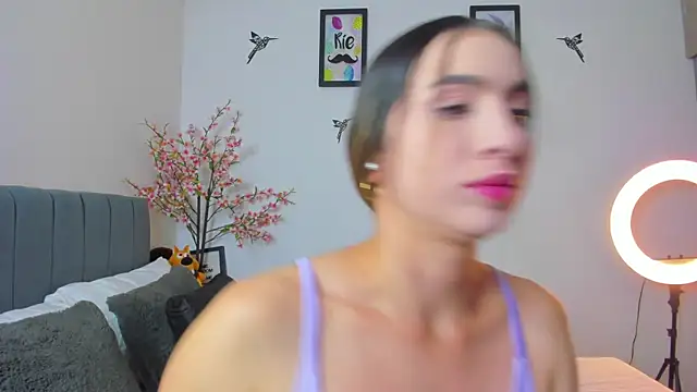 Snapshot of im_sarah34 chatting on March 6, 2025, 11:36 am im sarah34 online show from March 6, 2025, 11:36 am