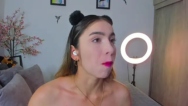 Snapshot of im_sarah34 chatting on March 13, 2025, 7:42 am im sarah34 online show from March 13, 2025, 7:42 am