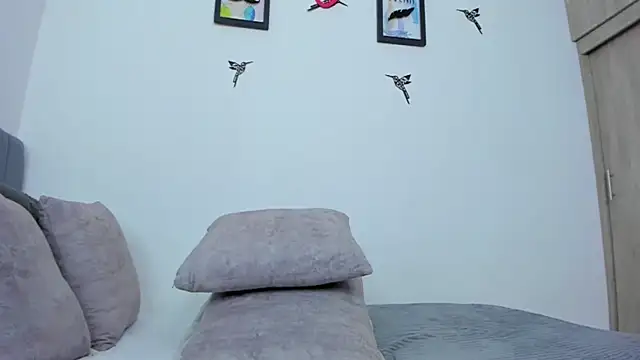 Snapshot of im_sarah34 chatting on November 8, 2025, 8:36 am im sarah34 online show from November 8, 2025, 8:36 am