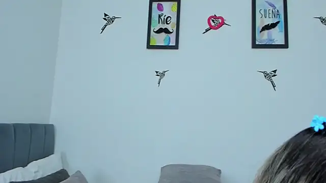 Snapshot of im_sarah34 chatting on November 22, 2025, 6:01 am im sarah34 online show from November 22, 2025, 6:01 am