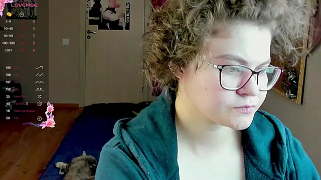 Sashy Way online show from December 4, 2024, 9:46 pm