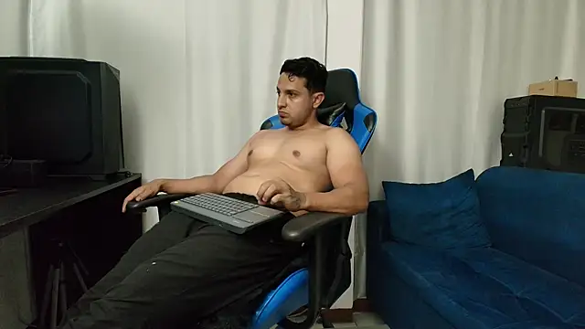 hott dicks online show from April 30, 2026, 11:20 pm