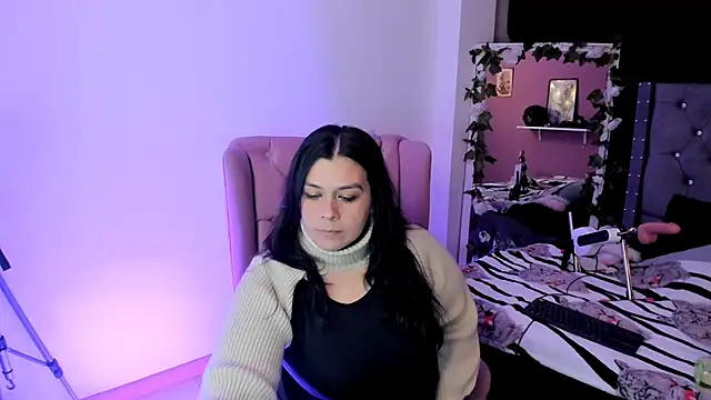 Snapshot of martina_foxy_ chatting on February 15, 2025, 11:28 am martina foxy online show from February 15, 2025, 11:28 am
