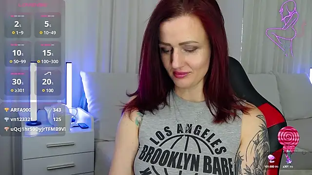 ElisaJane online show from January 18, 2025, 12:02 am