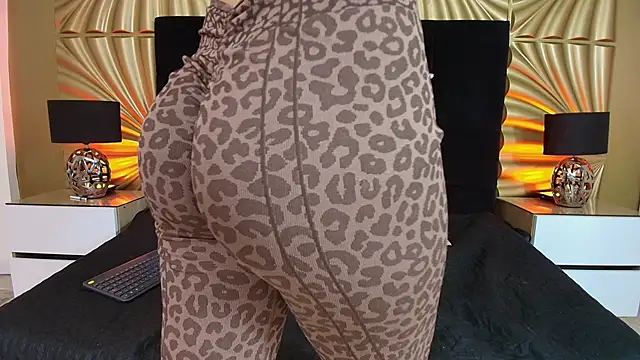 emmily keller19 online show from February 24, 2026, 1:20 pm