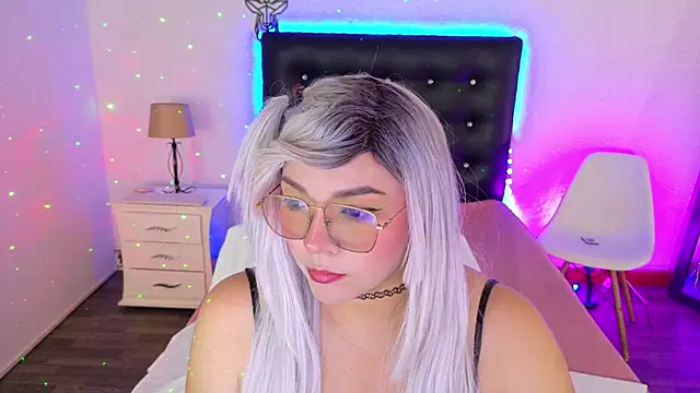 Snapshot of Cuckold_lover69 chatting on December 18, 2024, 3:58 am Cuckold lover69 online show from December 18, 2024, 3:58 am