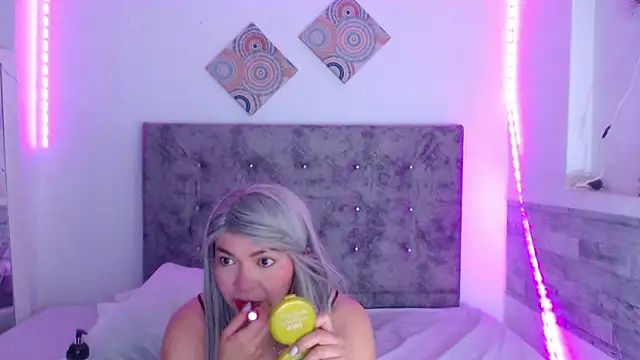 Cuckold lover69 online show from April 16, 2026, 3:18 am