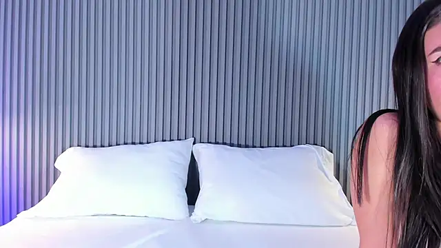 MaluDiaz online show from September 13, 2025, 5:02 pm